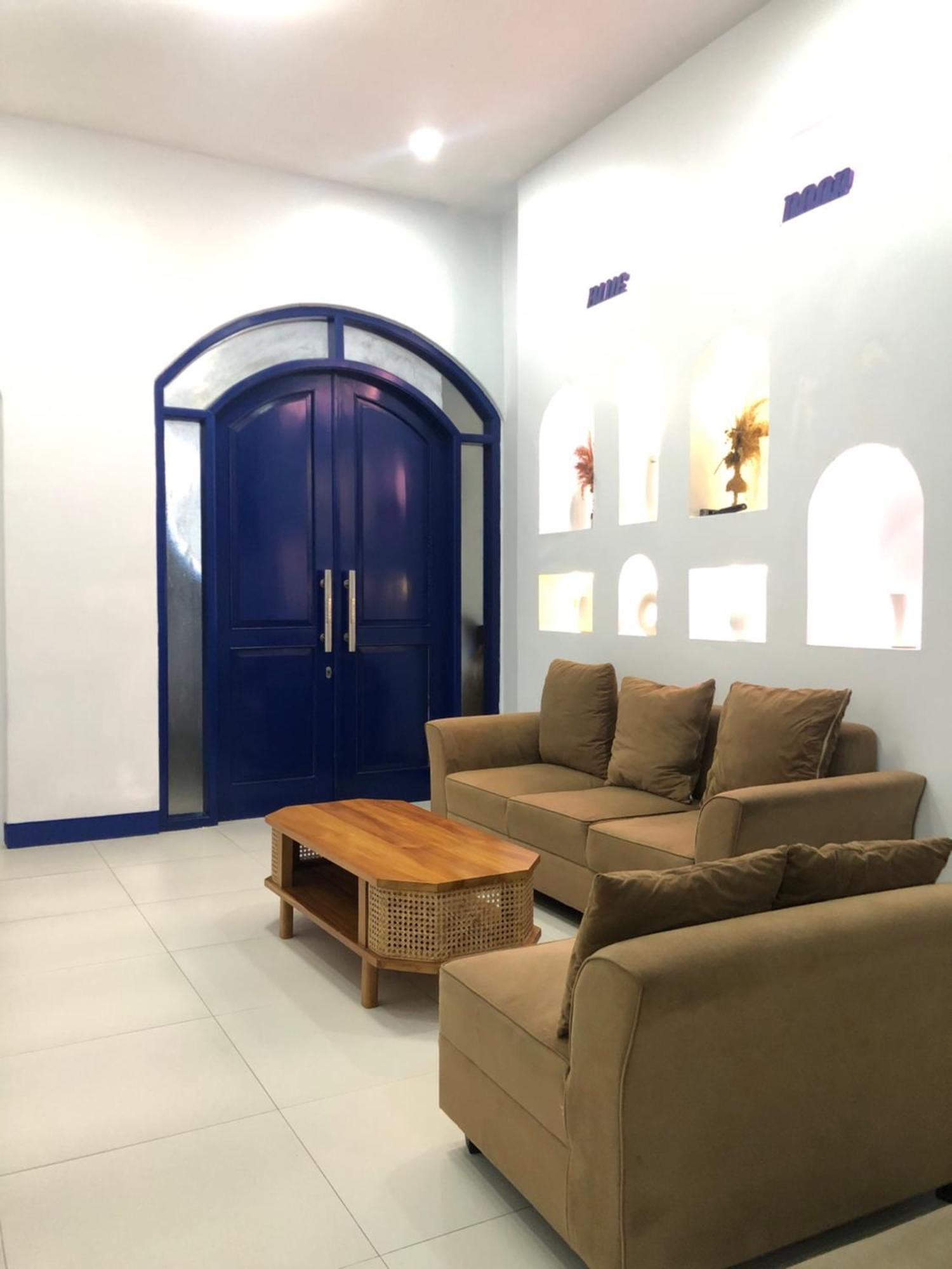 Villa Blue Door, Puncak Pondok Cipaseban Exterior photo